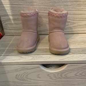 Uggs-toddler light pink Uggs. Size 6